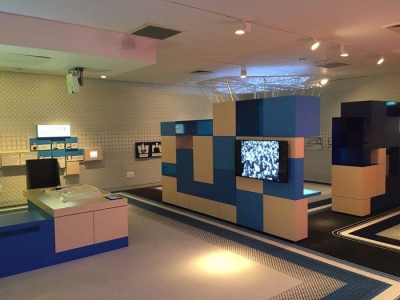 תערוכת גיבורים, בית התפוצות