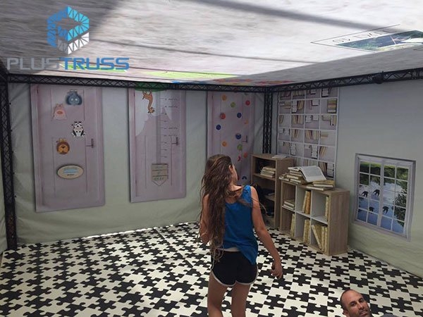 חדרי בריחה- טראס 10X10